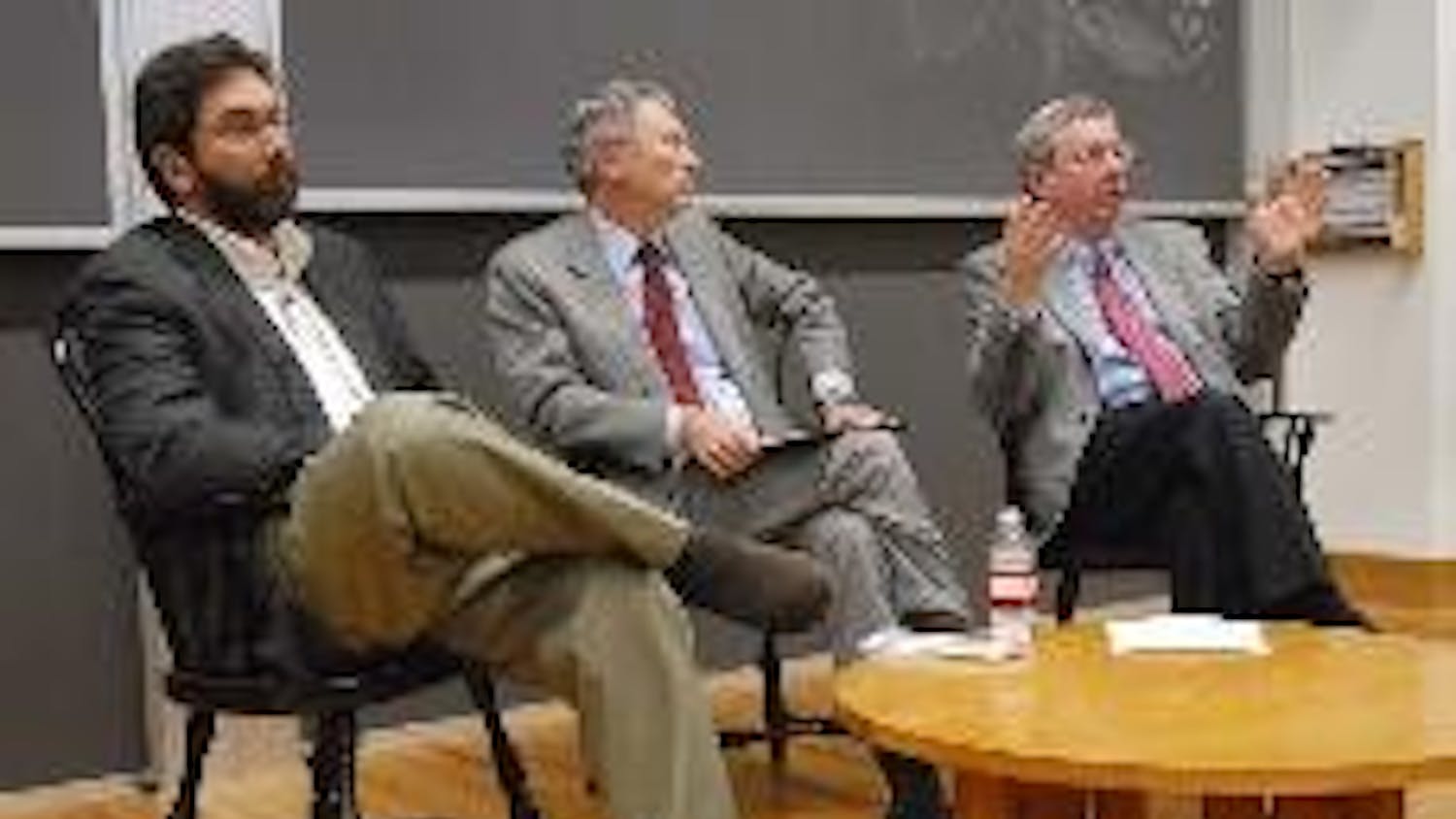 Prof: Republicans hobbled by past mistakes