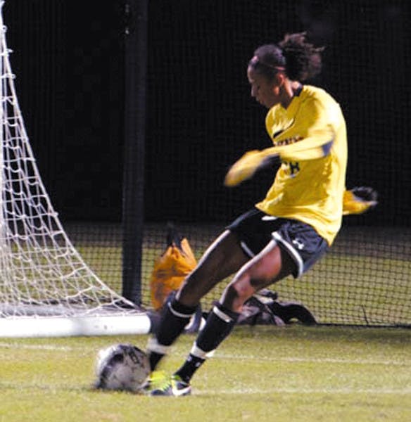 Penn women's soccer defeats Cornell 1-0. The winning goal was scored on a penalty kick.
