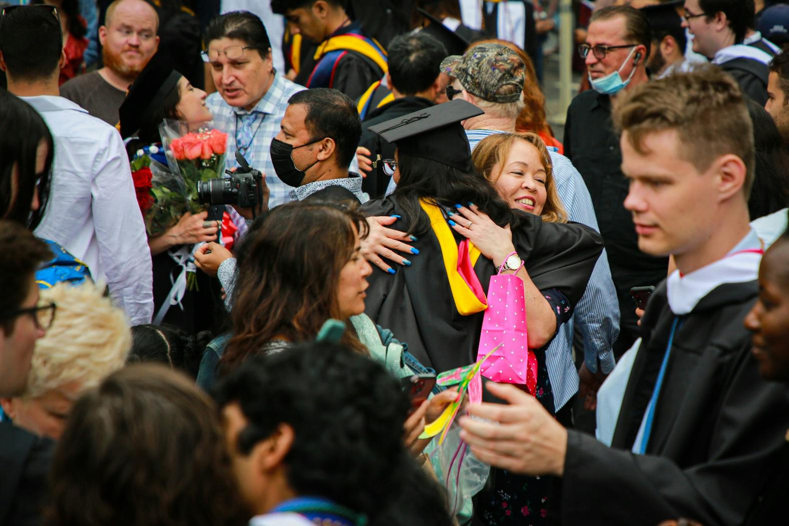 05-16-22 commencement 2022 (Jesse Zhang)-01.jpg