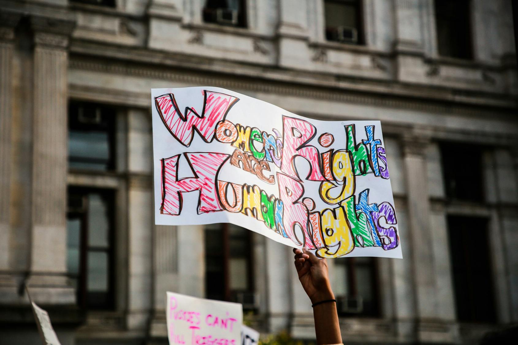 06-24-22 roe v wade protest (Jesse Zhang)-03.jpg