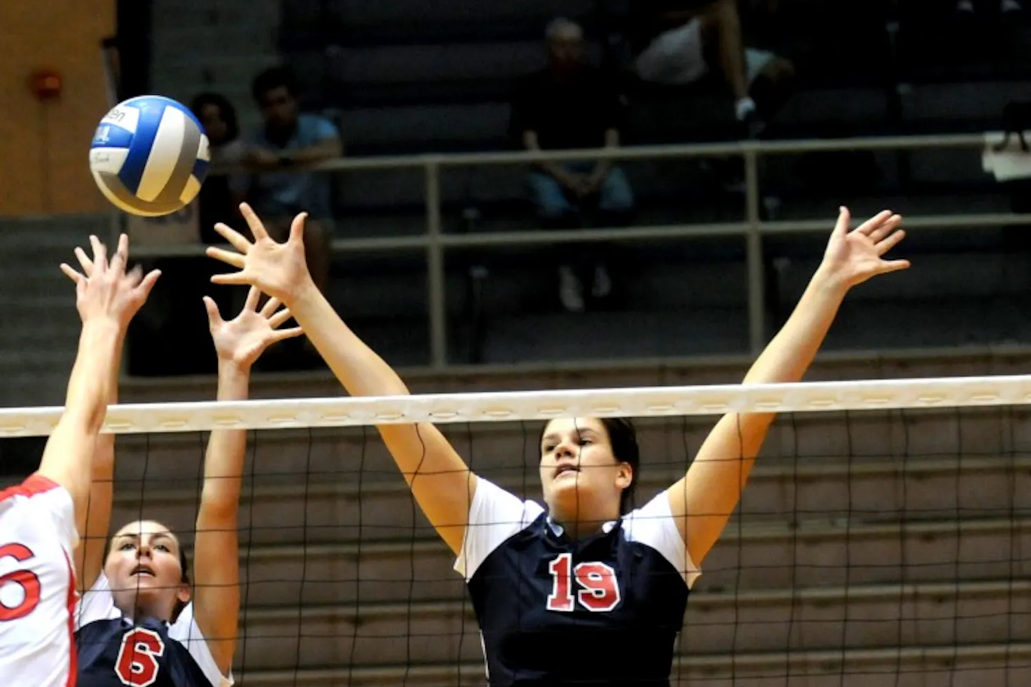 09152012_VolleyballVRutgers(Jing)