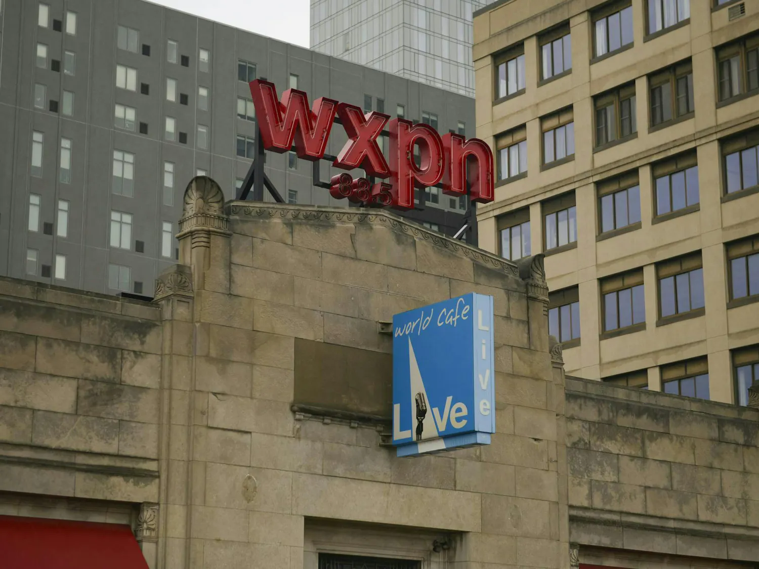 11-22-24-wxpn-building-carly-zhao-jpg.jpg