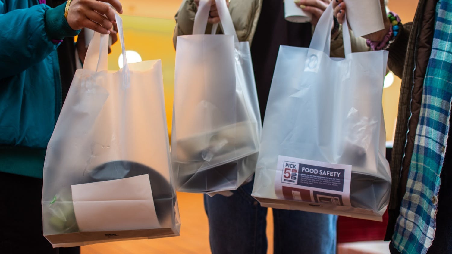 Dining Plan Requirement Sophomores Students Reactions