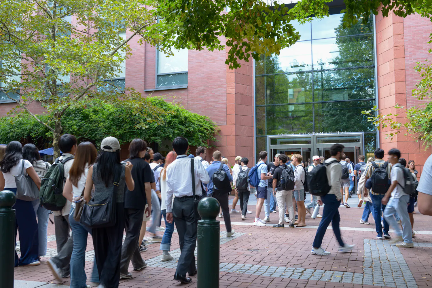 08-26-25 First Day of Class Locust Walk (Layla Nazif).jpg