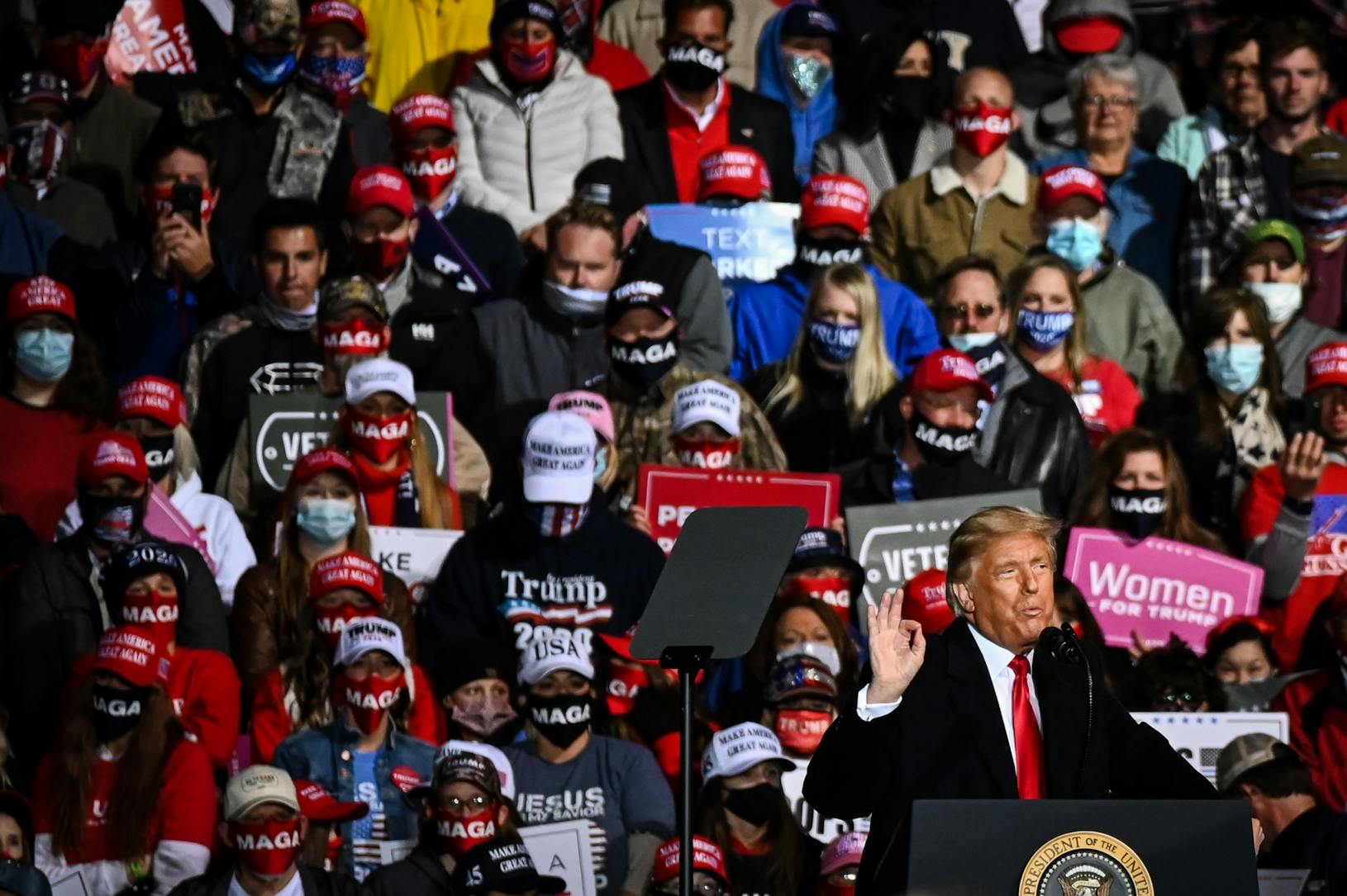 10-13-20 President Donald Trump Rally Speech Okay (Kylie Cooper).jpg
