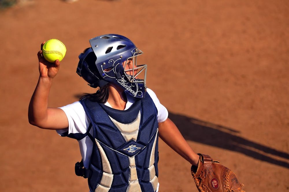 20110318_softball_syracuse0079