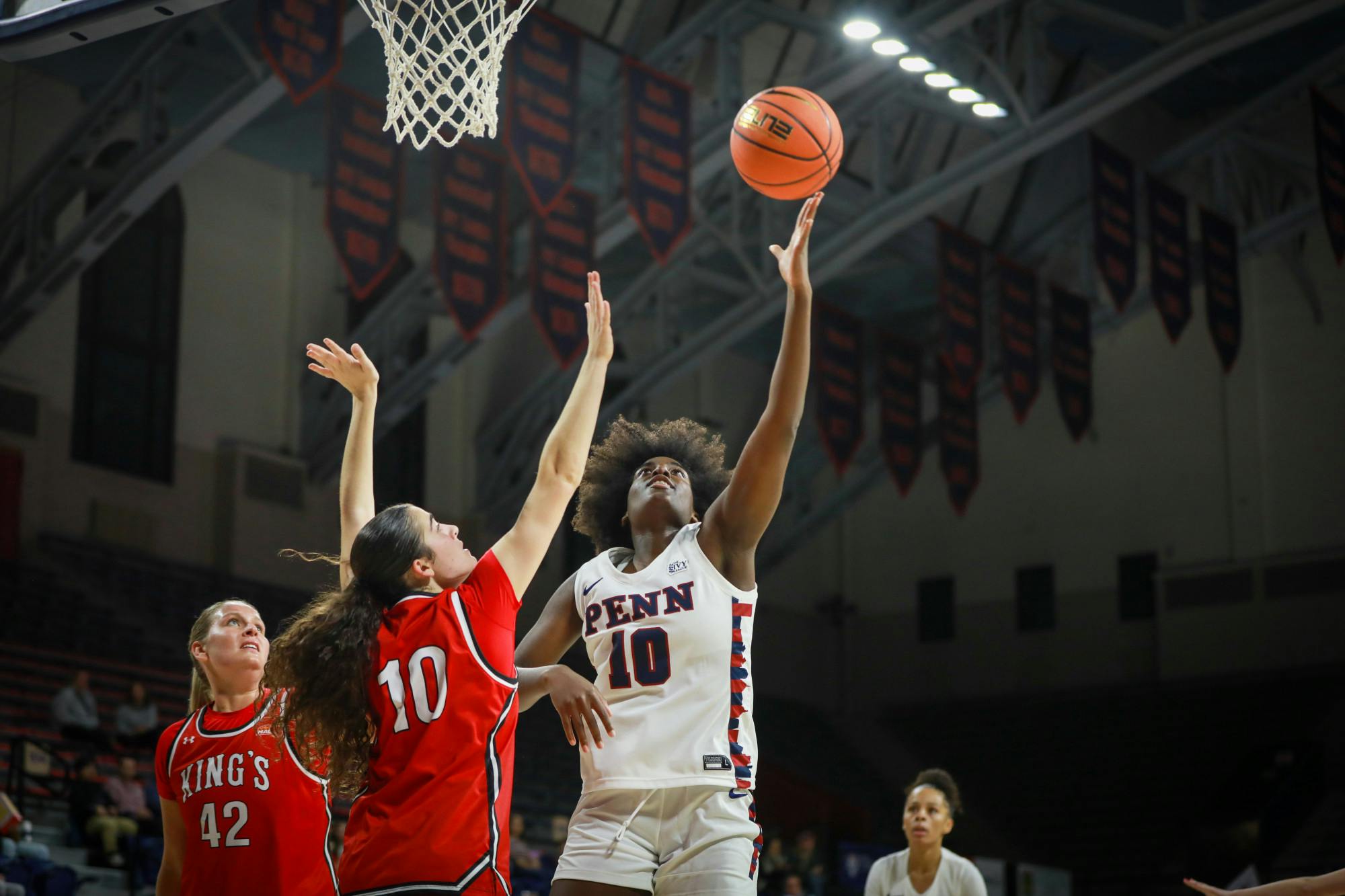 11-7-25 Wbb Vs. Kings (Yaelle de Oliveira)-2.jpg