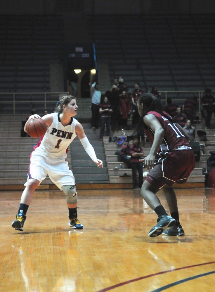 Women's Hoops v Temple, Penn loses 