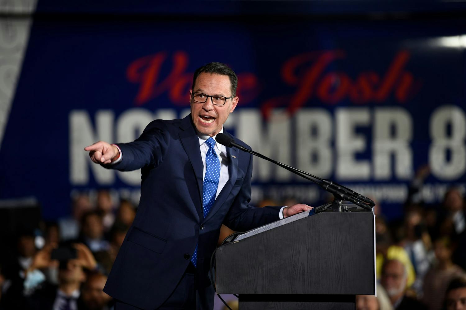 11-08-22 Josh Shapiro (Julia Van Lare).jpg