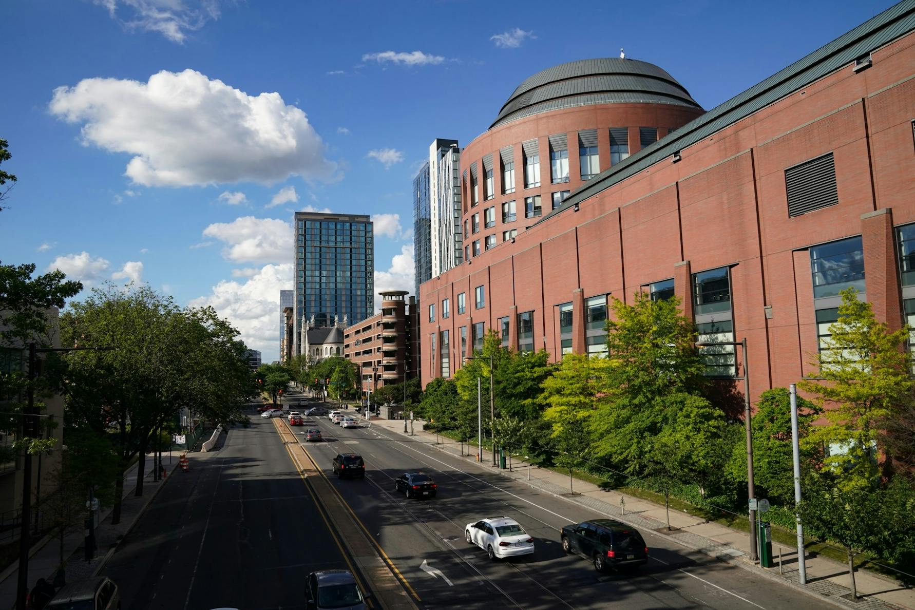 Wharton Huntsman Hall 38th Street.jpg