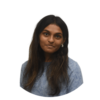 Mritika Senthil Headshot