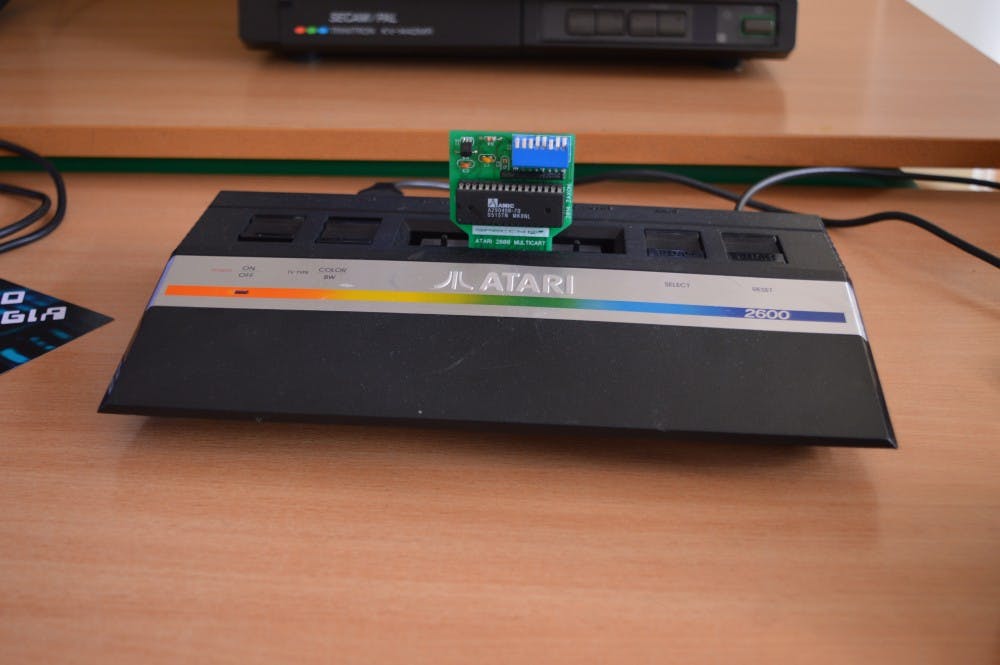 Atari_2600_game_console