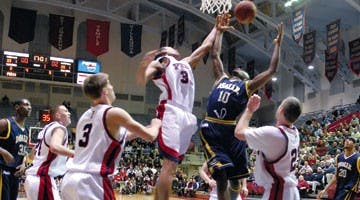 M. Hoops | Will it be eight straight?