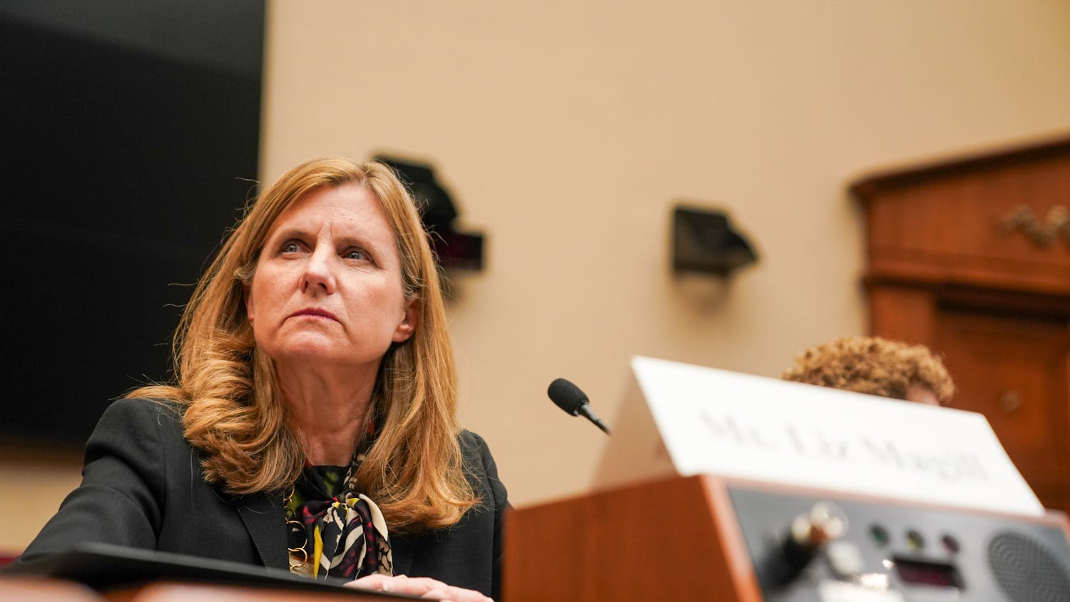 12-05-23 Liz Magill Congress (Anna Vazhaeparambil).jpg