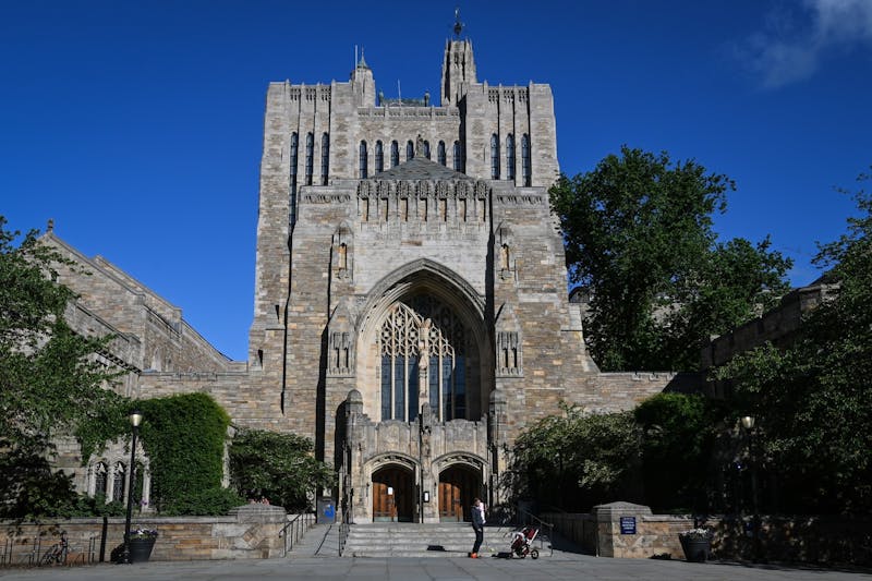 Yale Law School announces fulltuition scholarships for