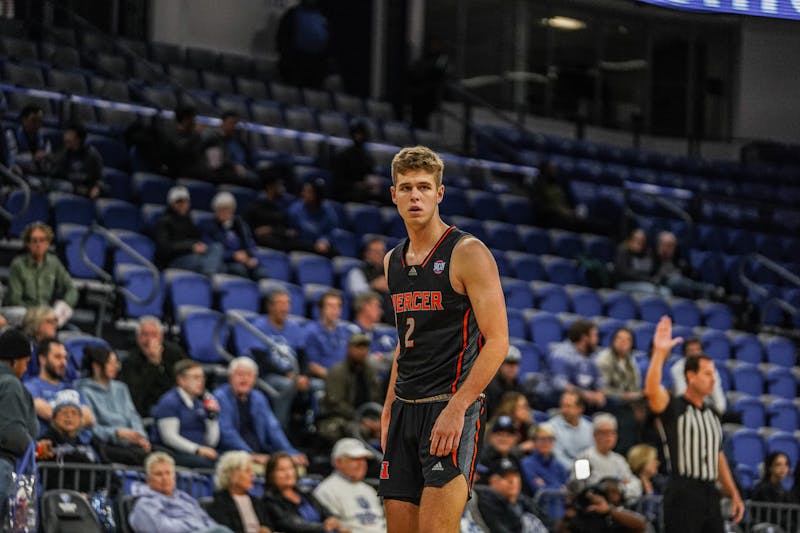 Michael Zanoni of Mercer men’s basketball to transfer to Penn 