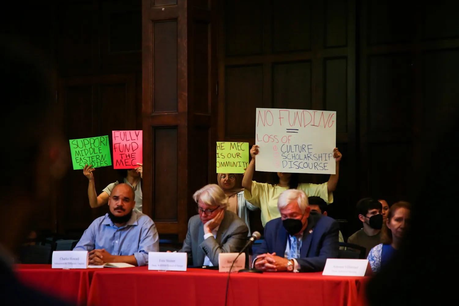 09-14-22 mec protest university council (Jesse Zhang)-3.jpg