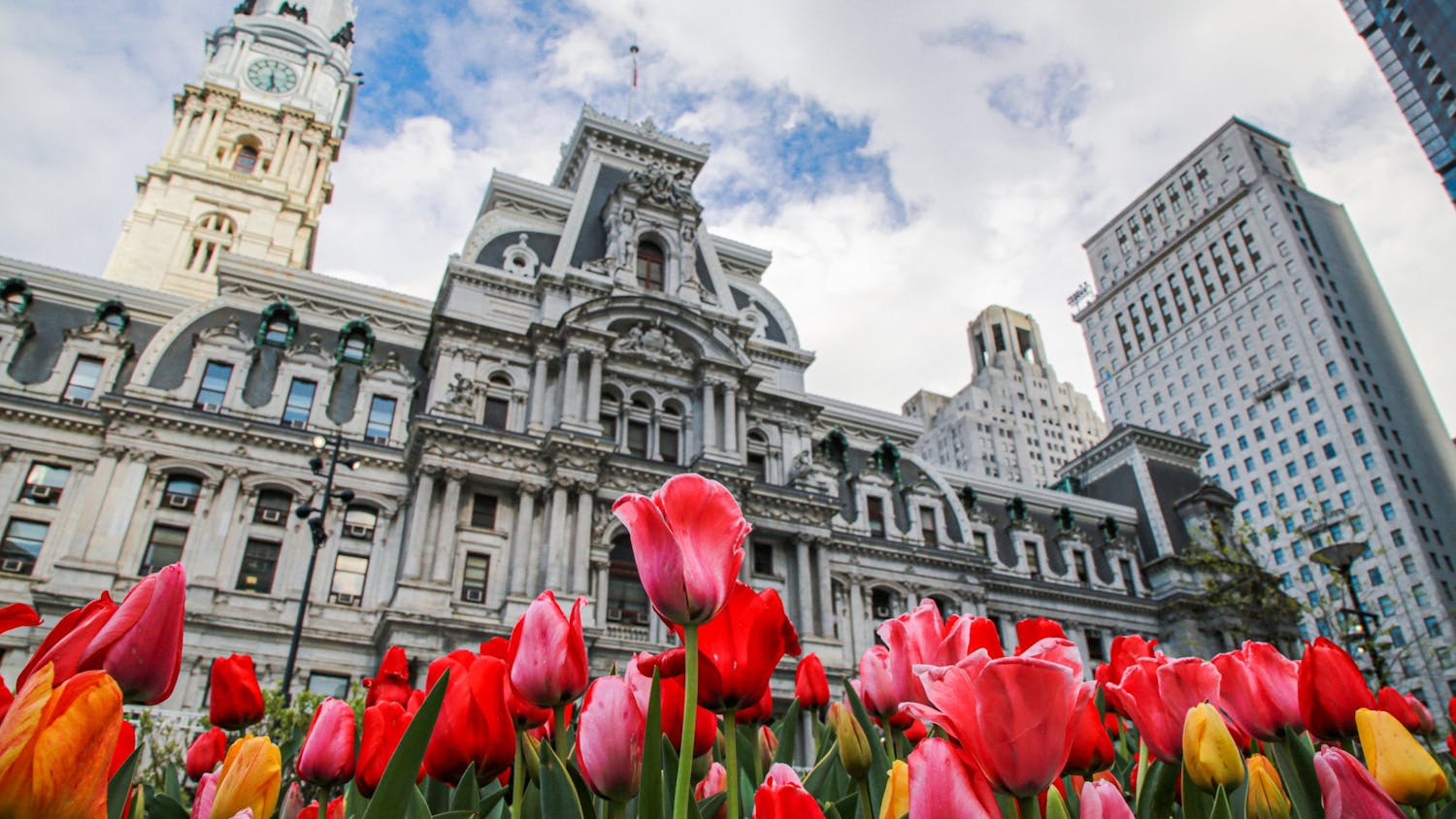 04-19-22 city hall philadelphia (Jesse Zhang).jpg