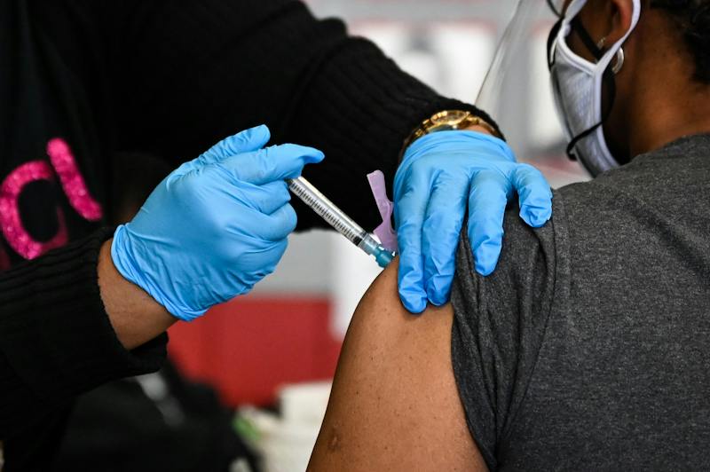 Pritchett estimates '50-50 chance' Penn will launch student vaccination campaign by May - Vimarsana News