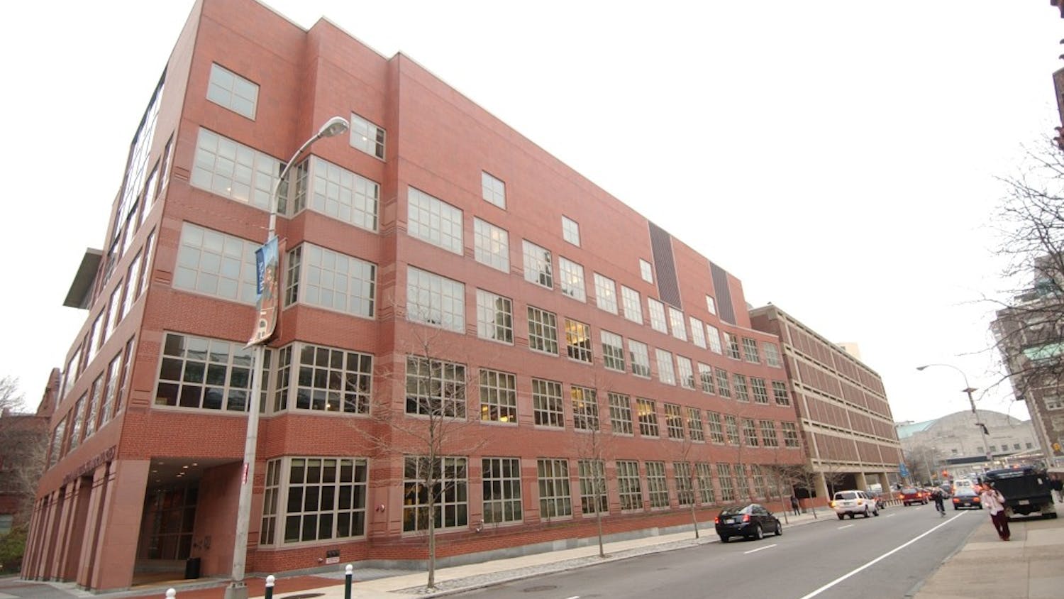 Roy Vagelos Laboratories with Chemistry Building attached.
12mm lens