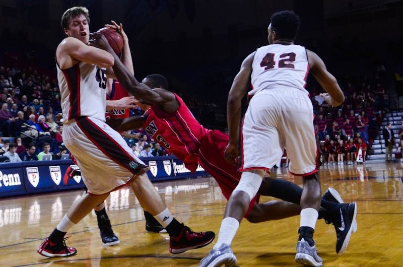 A recap in photos: Men's basketball falls to Brown, 71-55