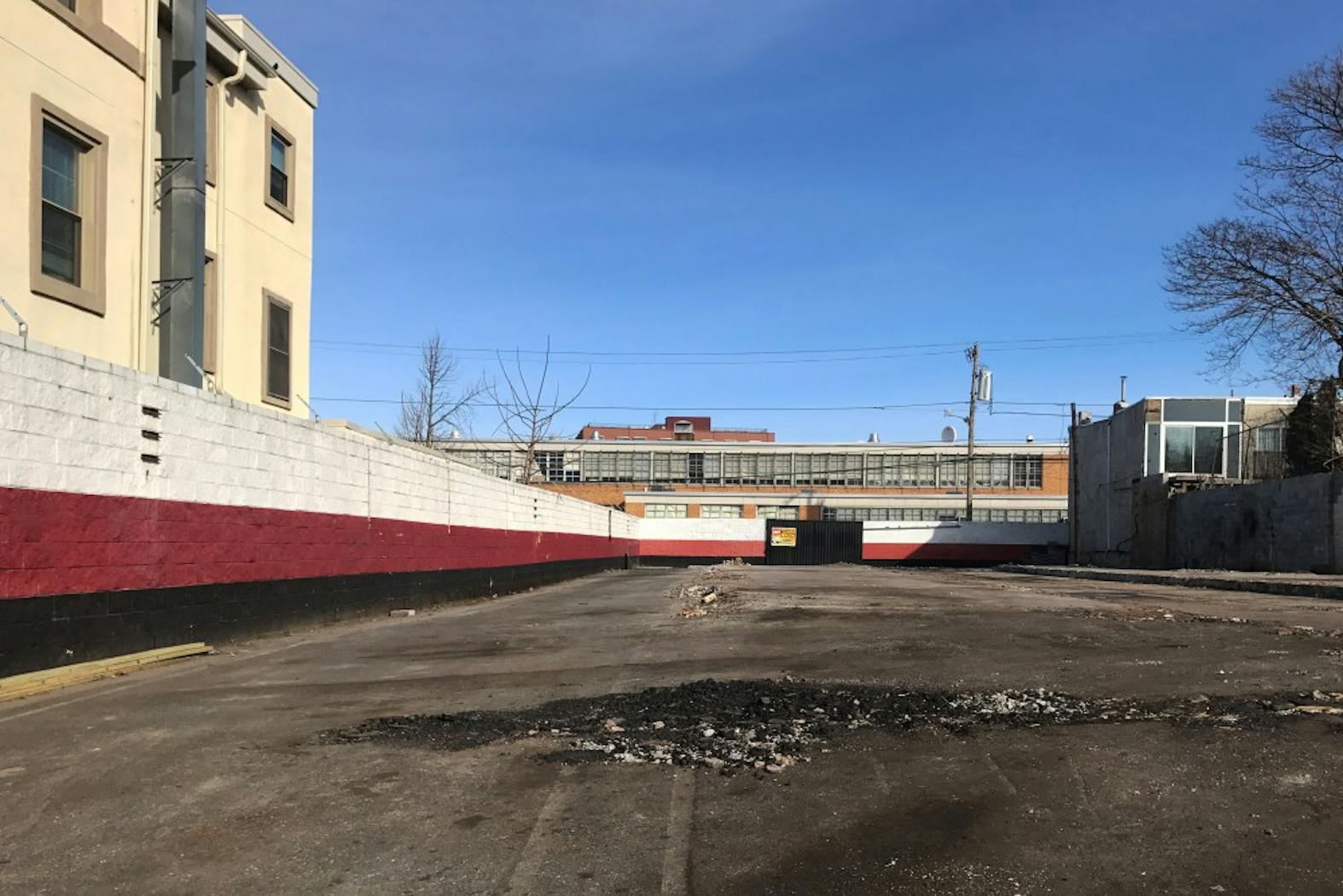 4125 Chestnut Street