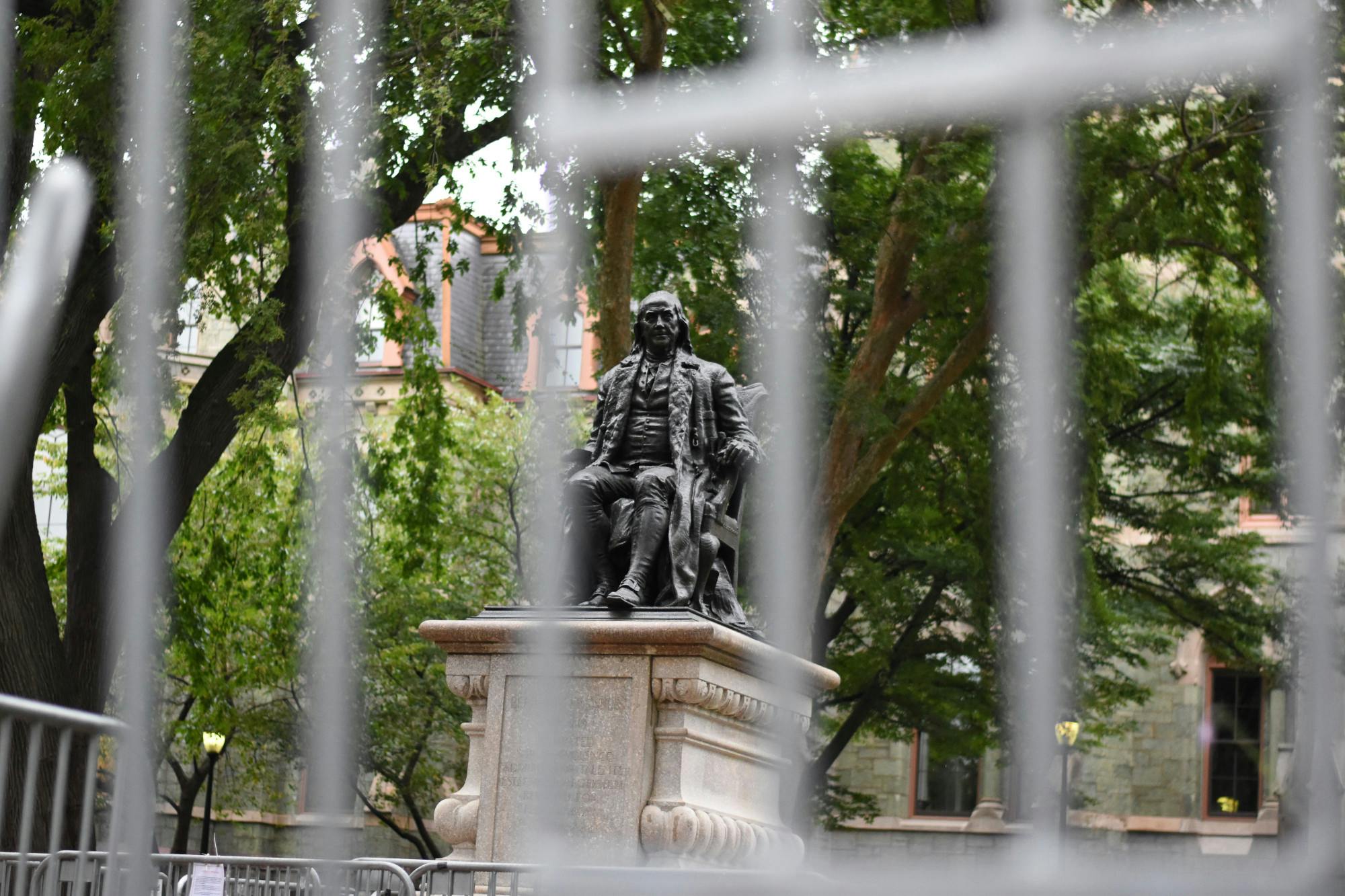 09-27-24 Franklin Barricade (Devansh Raniwala).jpg