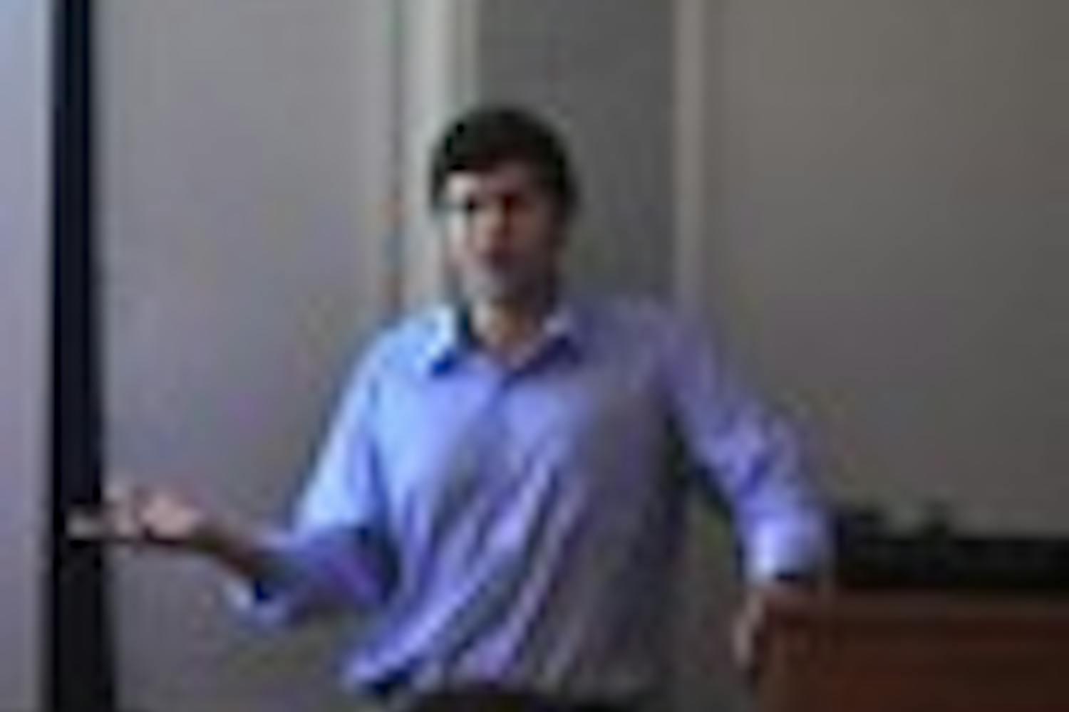 Obama blogger explains campaign strategies