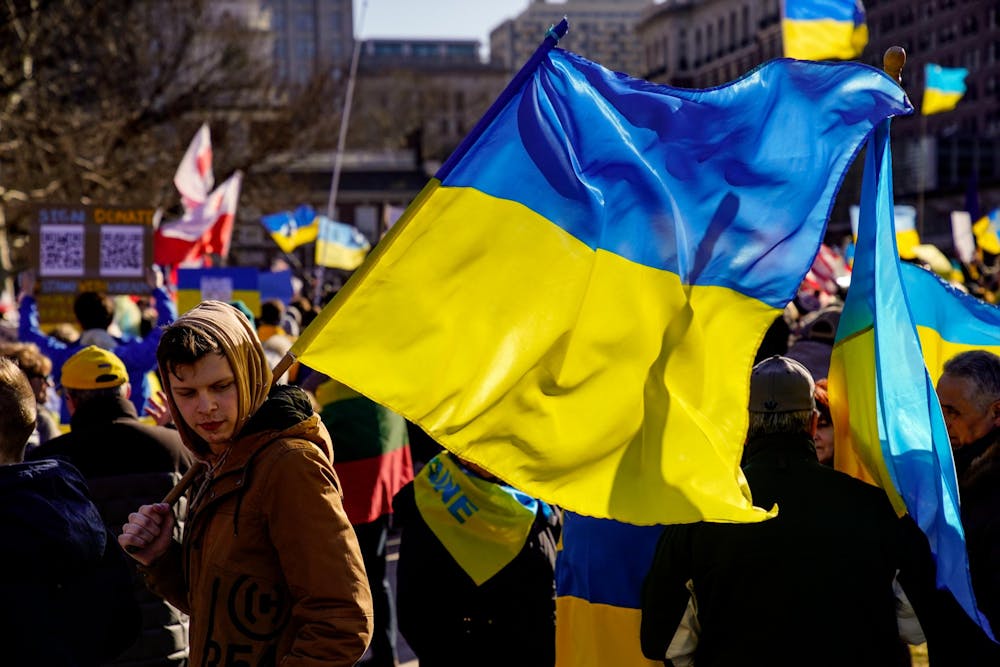 2-27-22-philly-stand-with-ukraine-protest-independence-hall-sukhmani-kaur-157-15