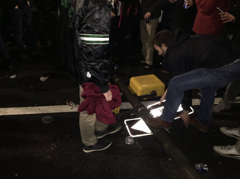 street light eagles super bowl