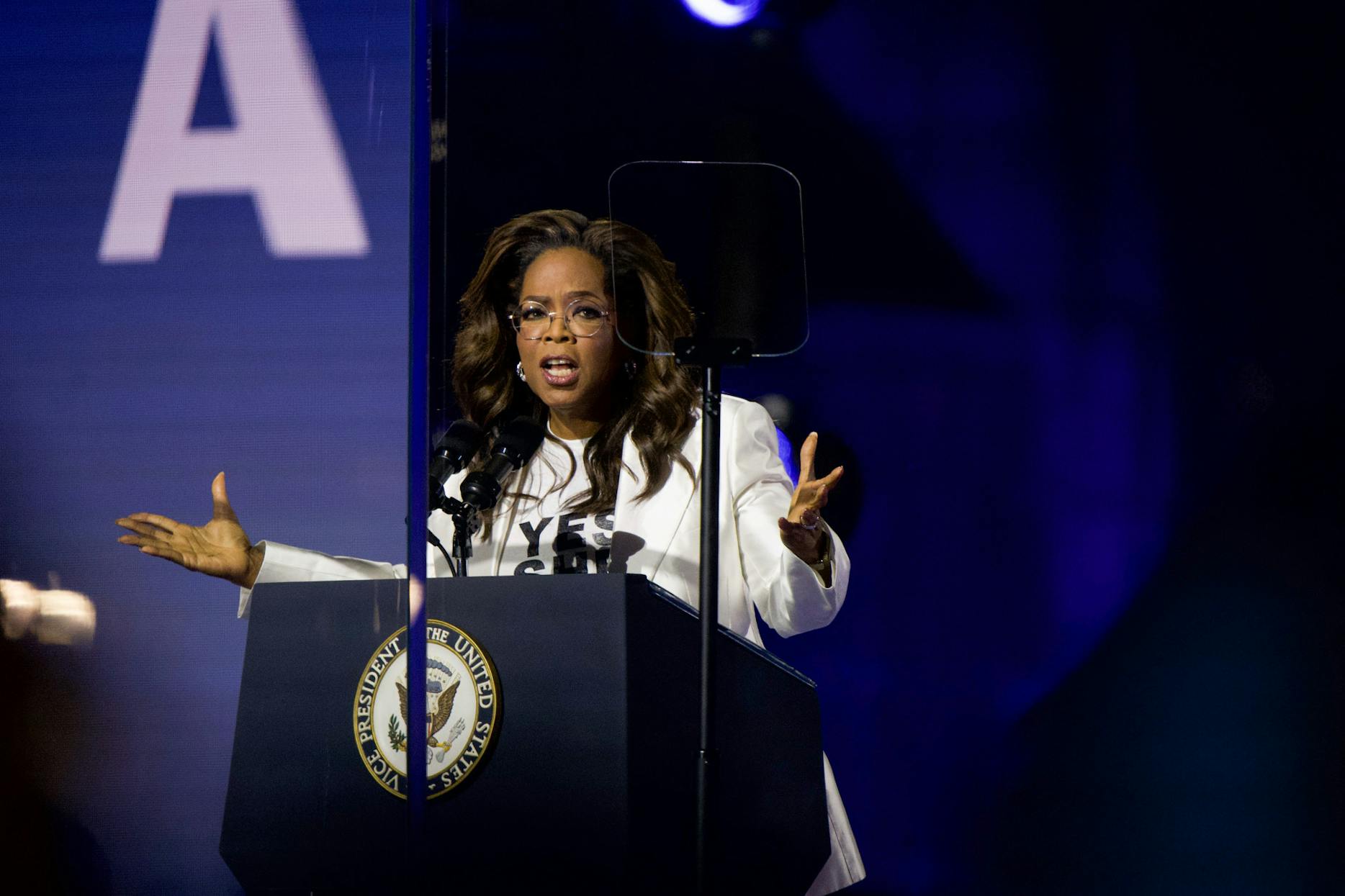 11-04-24 Harris Rally (Derek Wong) 3.jpg