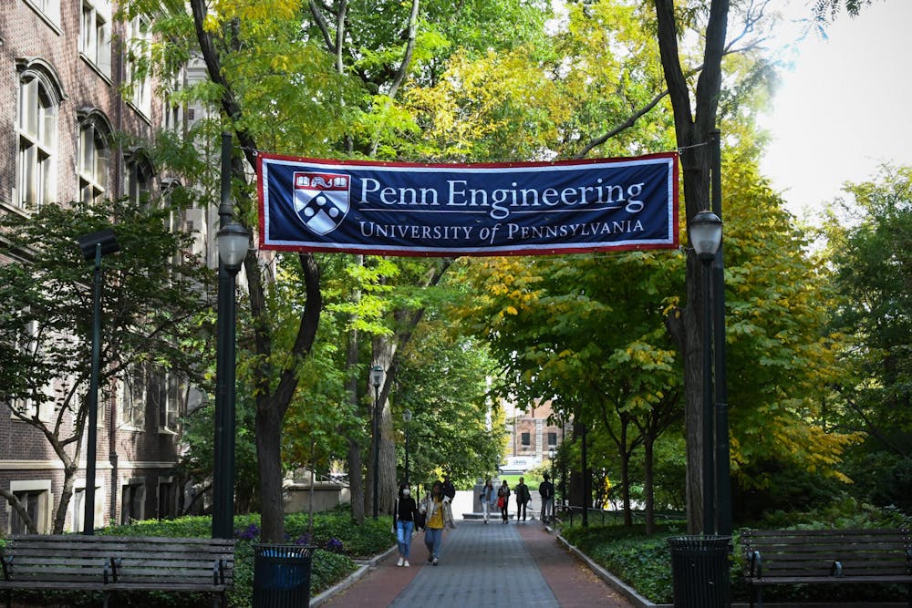 10-12-22-penn-engineering-quad-ipek-obek