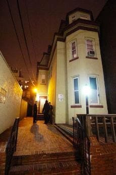 Student robbed on frat's front steps