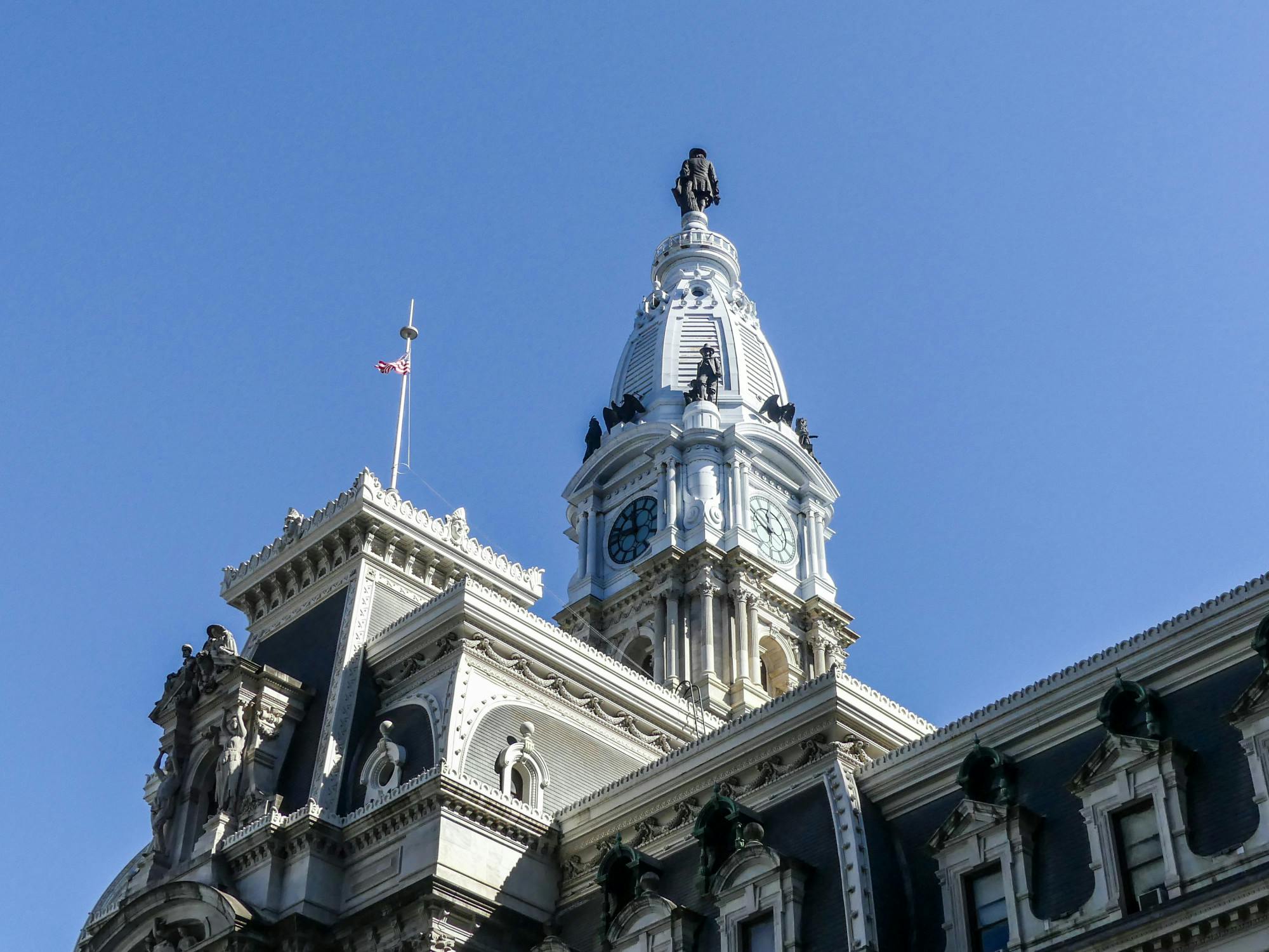 10-15-22 City Hall (Alex Baxter).jpg