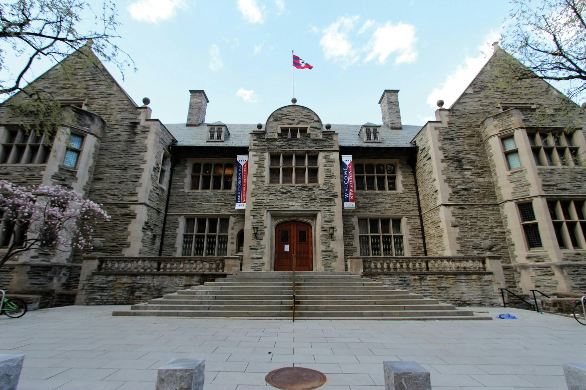 Dinesh D'Souza Houston Hall.jpg