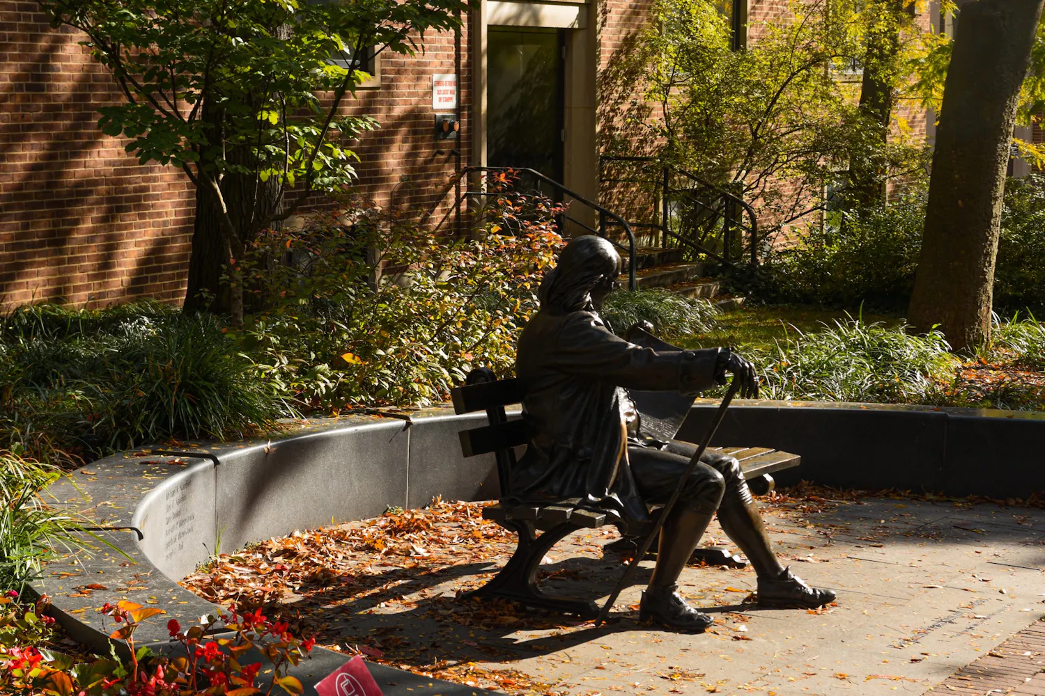 10-31-21 fall campus (Olivia West).jpg