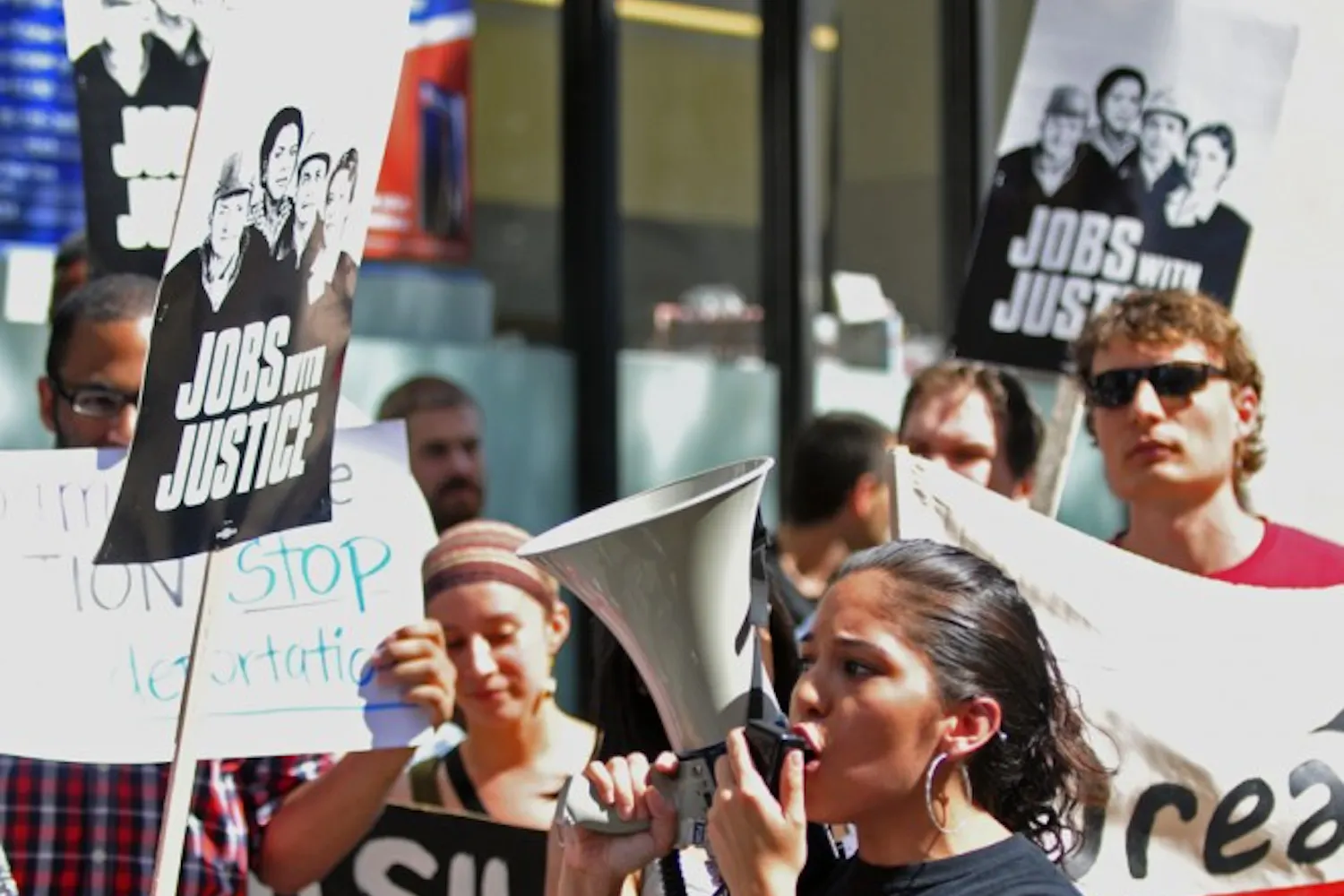 Obama fundraises in Philadelphia