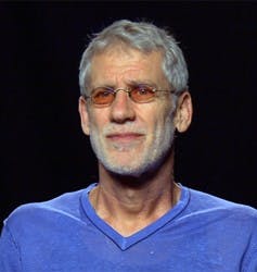 Wharton Professor Keith Weigelt started the Wharton initiative "Building Bridges to Wealth."