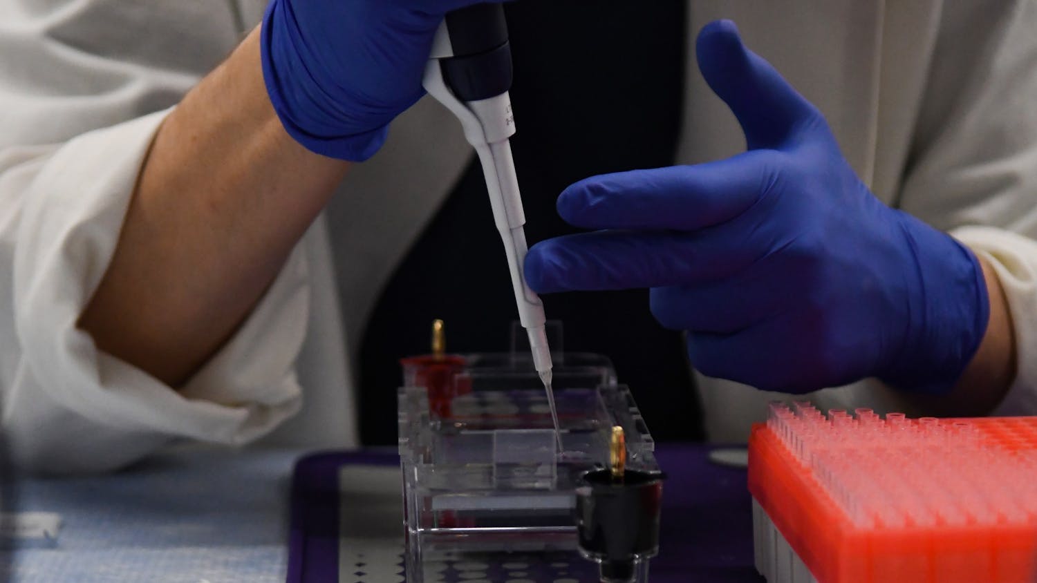 drew weissman laboratory researcher experiment