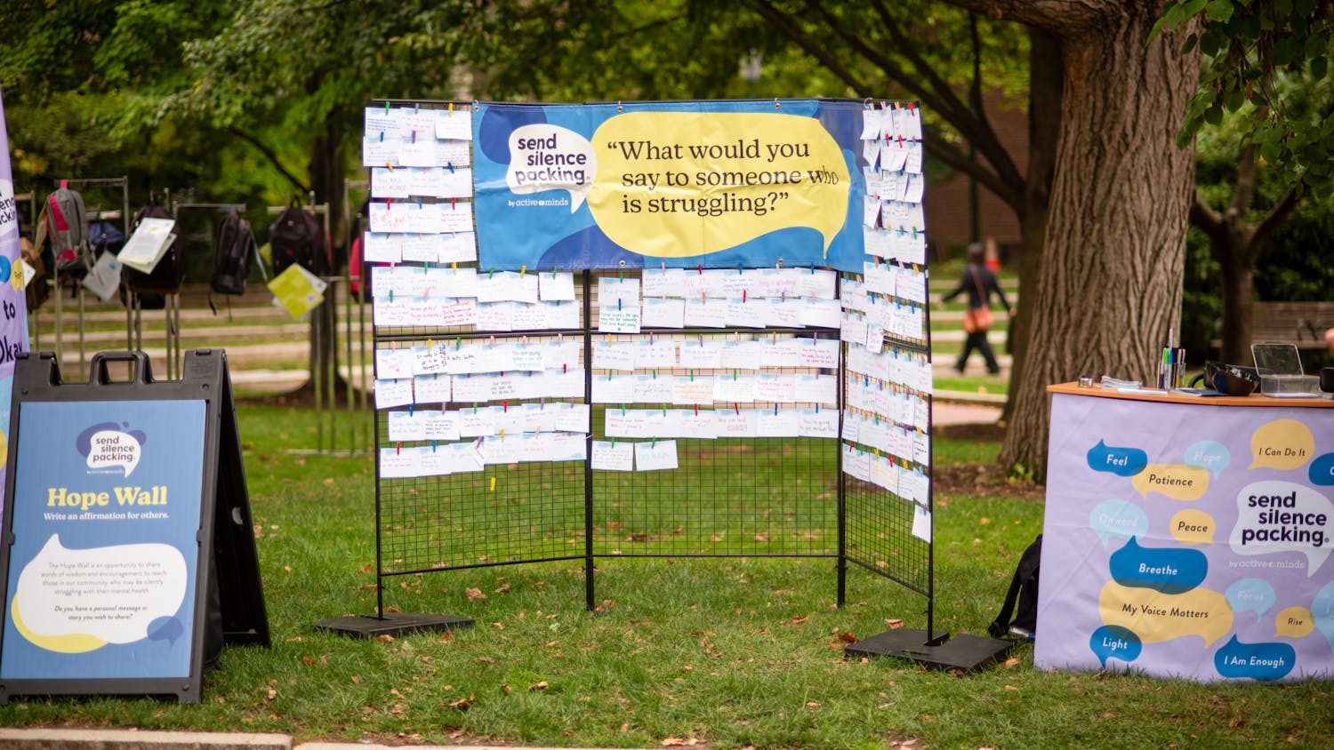 09-10-25 Locust Walk (Chenyao Liu)-2.jpg