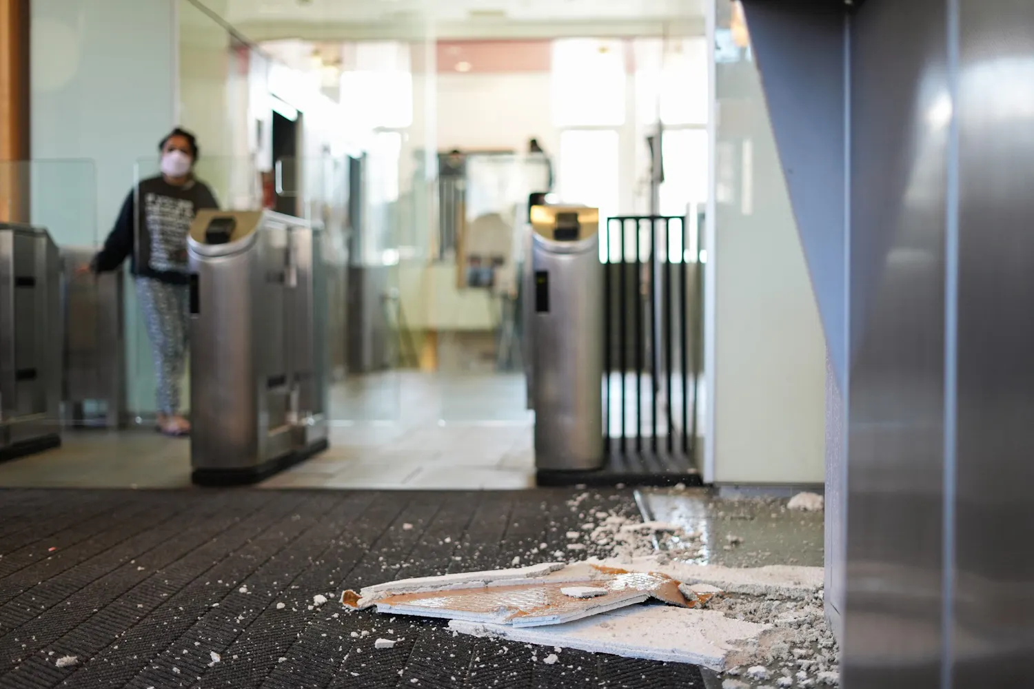02-04-23 Harrison College House Flooding Damage (Anna Vazhaeparambil).jpg