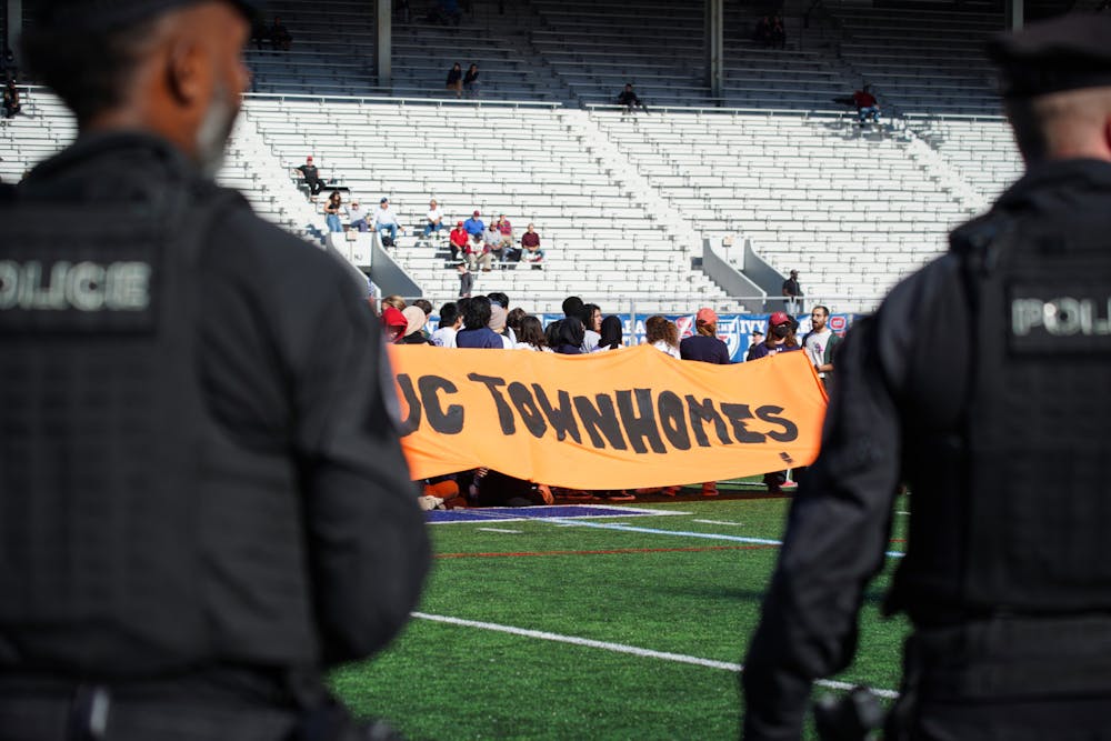 10-22-22 FFP Protest at Homecoming (Anna Vazhaeparambil).jpg