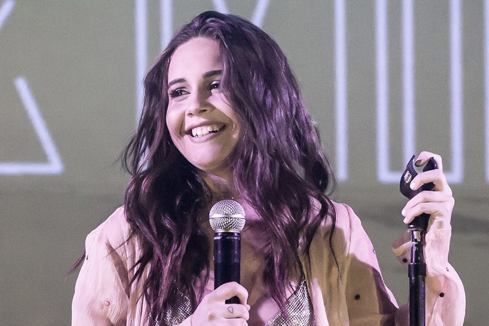 Bea_Miller_06_28_2017_-2_(36534209701)_(cropped) 2.jpg