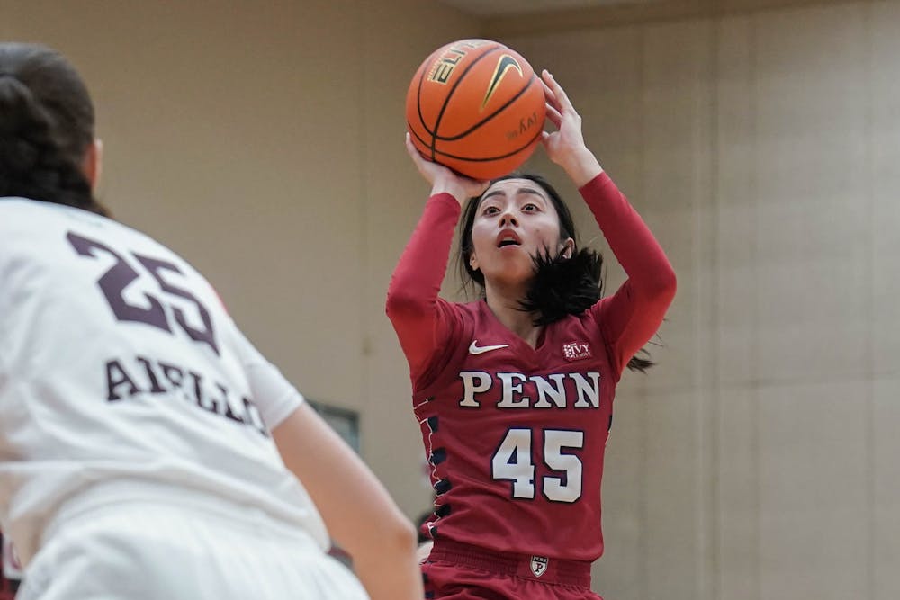 02-18-23-womens-basketball-vs-brown-kayla-padilla-anna-vazhaeparambil-01