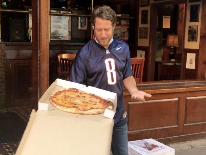 Barstool Sports Founder Dave Portnoy Stops By Smokes For Pizza Review ...