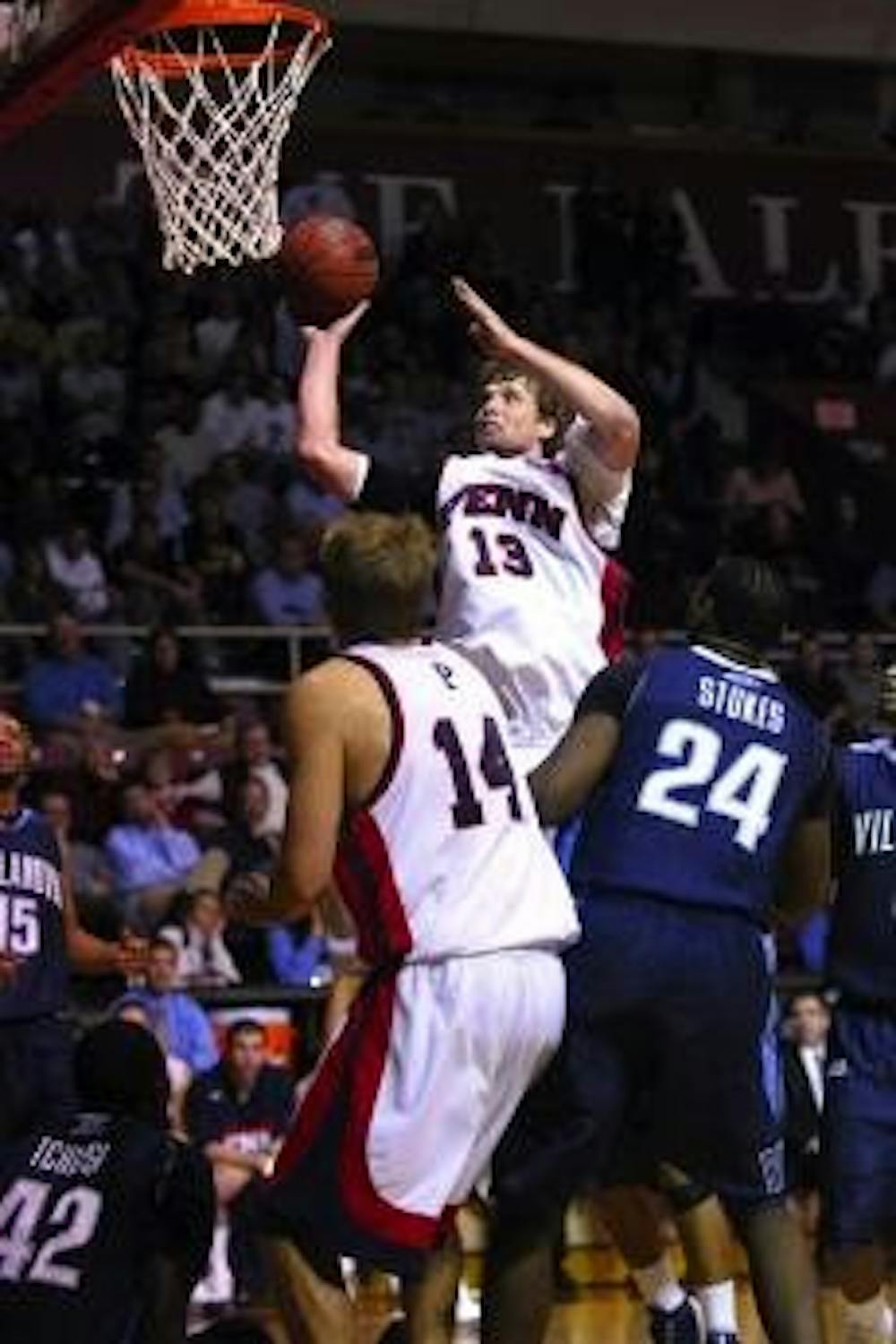 M. Hoops | Schreiber will play through pain