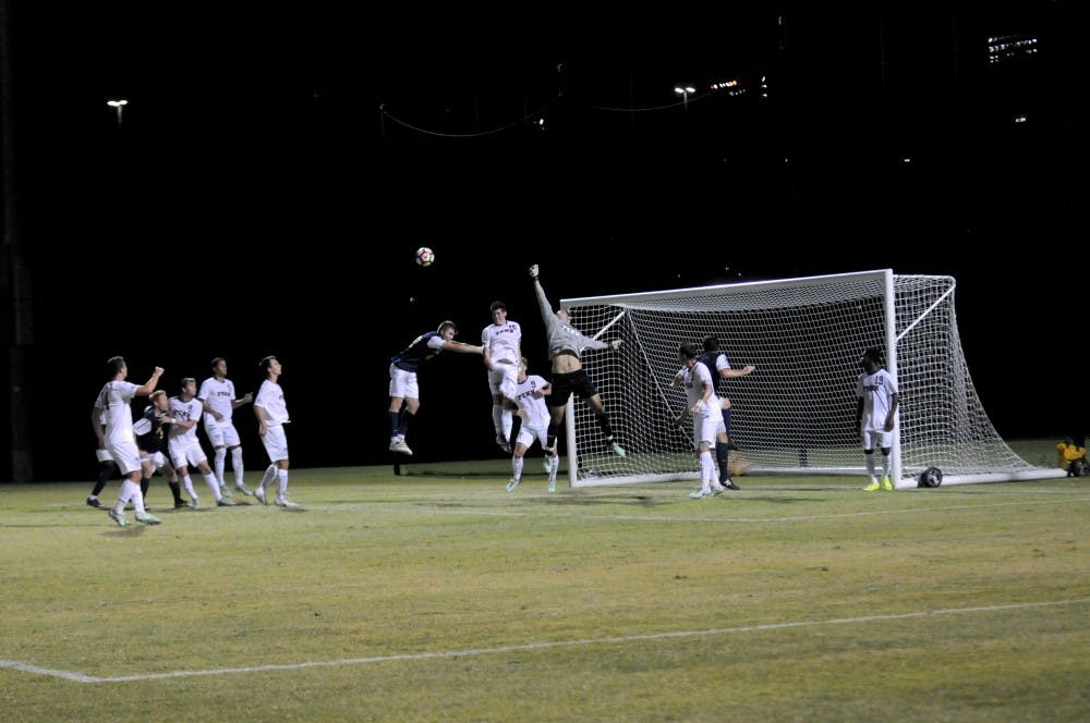 Photo Gallery | Men's Soccer vs. La Salle