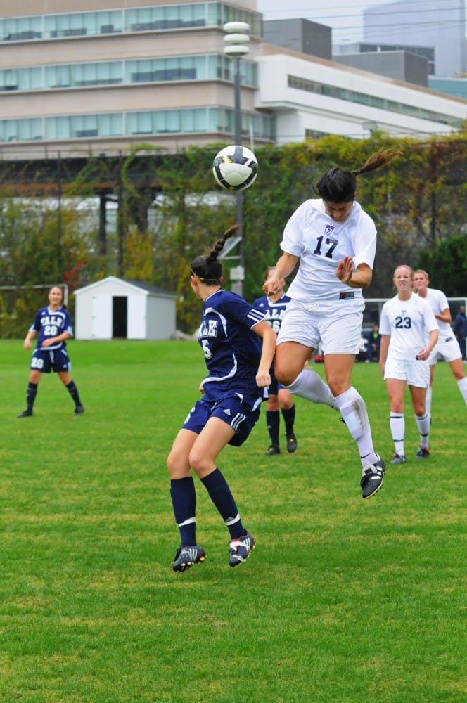Penn strikes Ivy champs Harvard