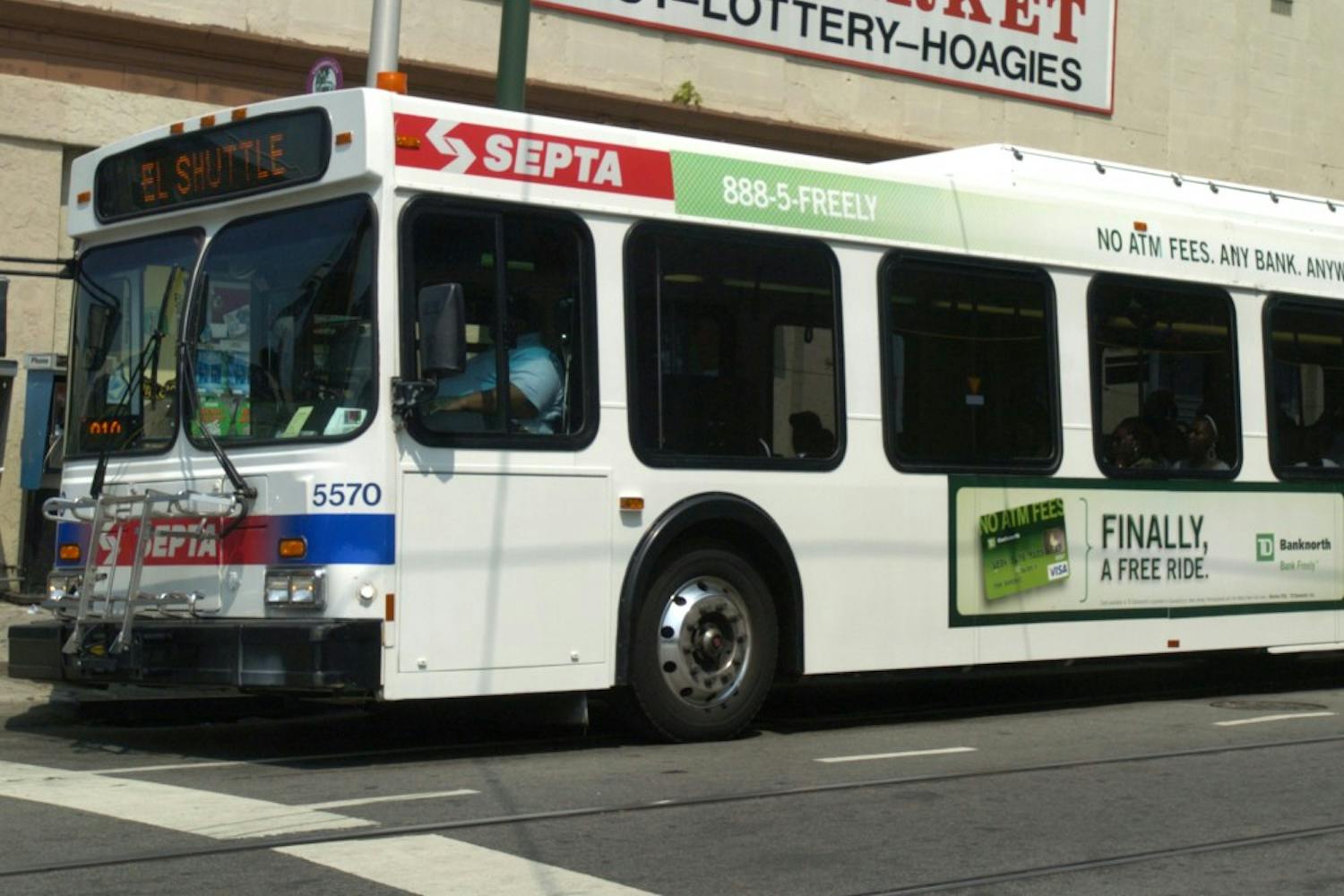 The El Shuttle at 40th and Market Streets