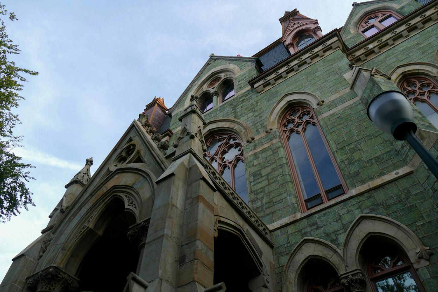 09-23-25 College Hall & Benjamin Franklin (Ellie Pirtle).jpg